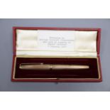 A cased 9ct Parker pen