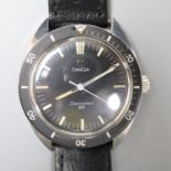 A gentleman's 1960's? stainless steel Omega Seamaster 120 manual wind black dial wrist watch, case