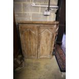 An 18th century two door oak cabinet upper section, width 99cm, depth 27cm, height 119cm