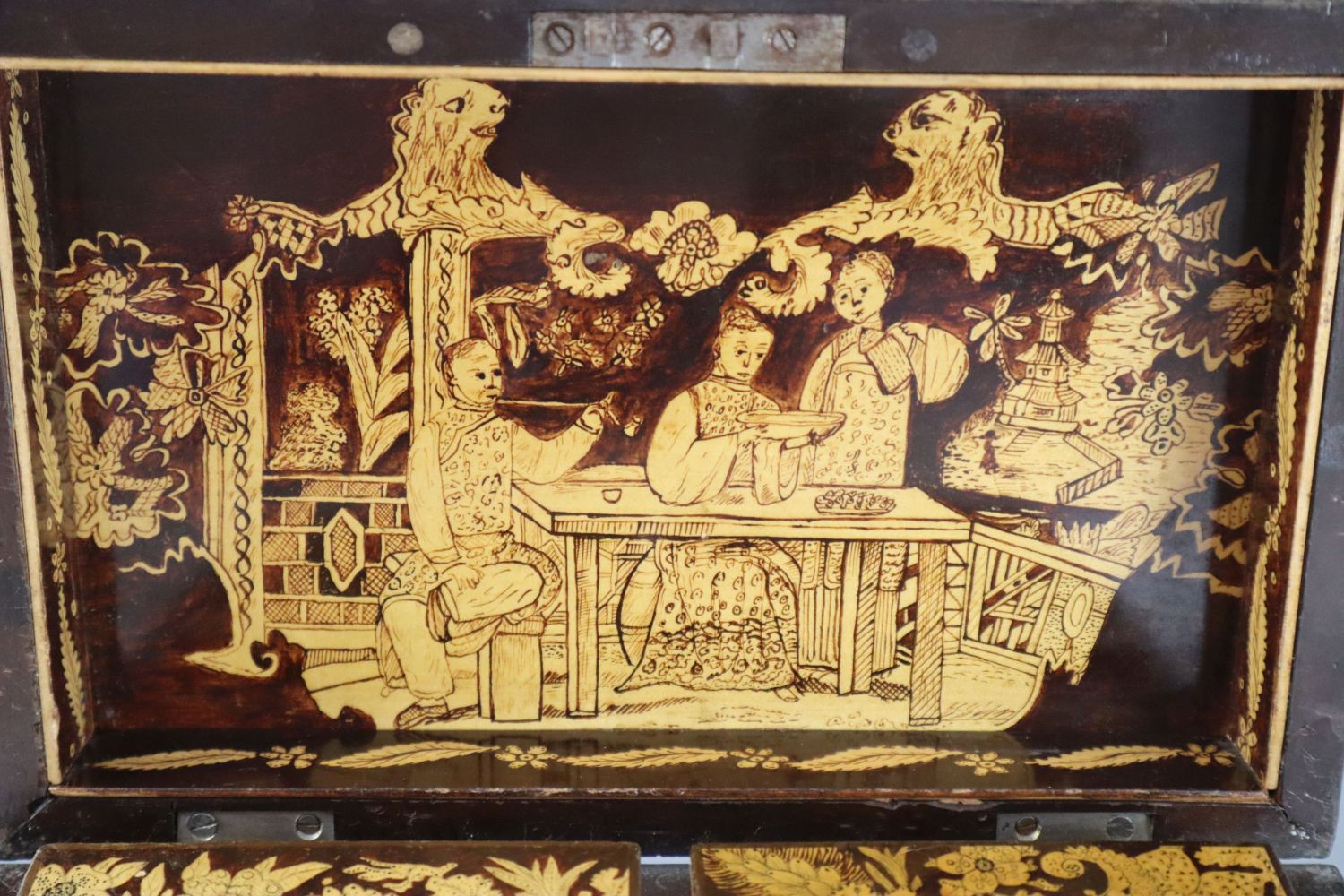 A Regency penwork tea caddy, of sarcophagus form, decorated with chinoiserie figures in gardens, the - Image 4 of 6