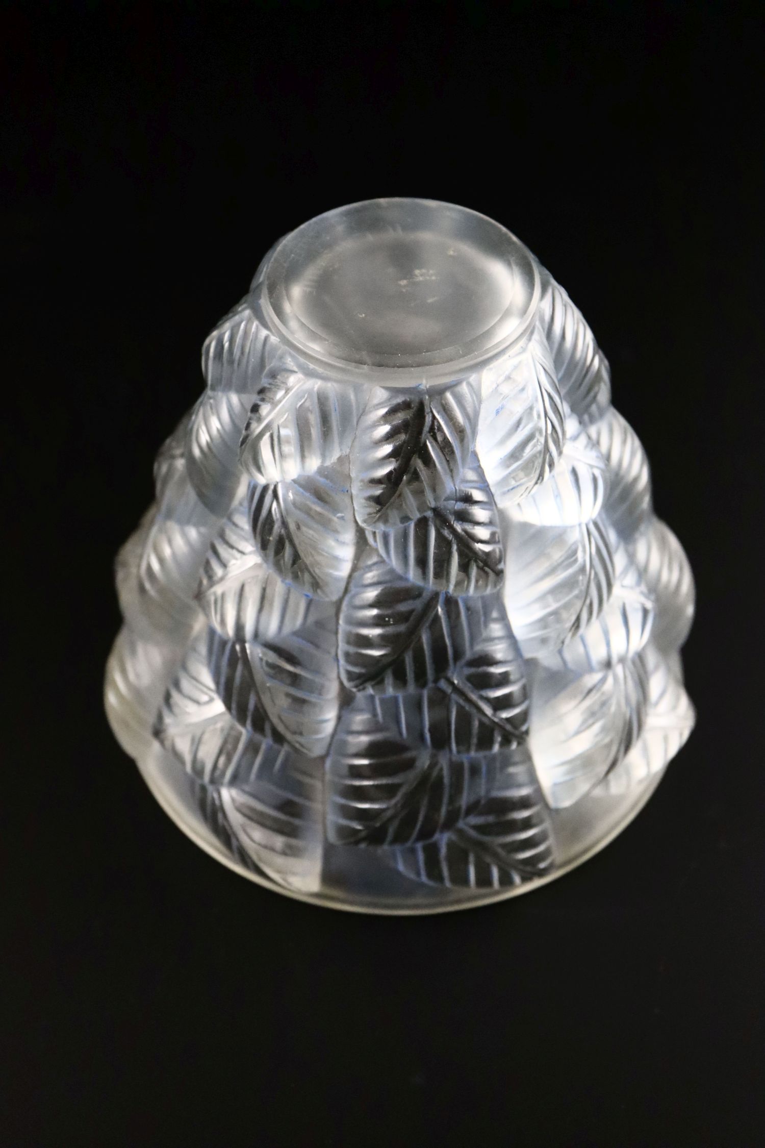 René Lalique. A pre-war Moissac pattern blue tinted frosted glass vase, no.992, designed in 1927, - Image 3 of 3