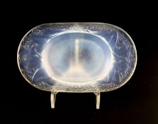 René Lalique. A pre-war frosted glass Médicis pattern cendrier, no.280, designed in 1924, moulded