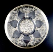 René Lalique. A pre-war glass Vases No.1 pattern dish, no. 3231, designed in 1921 etched R. LALIQUE,