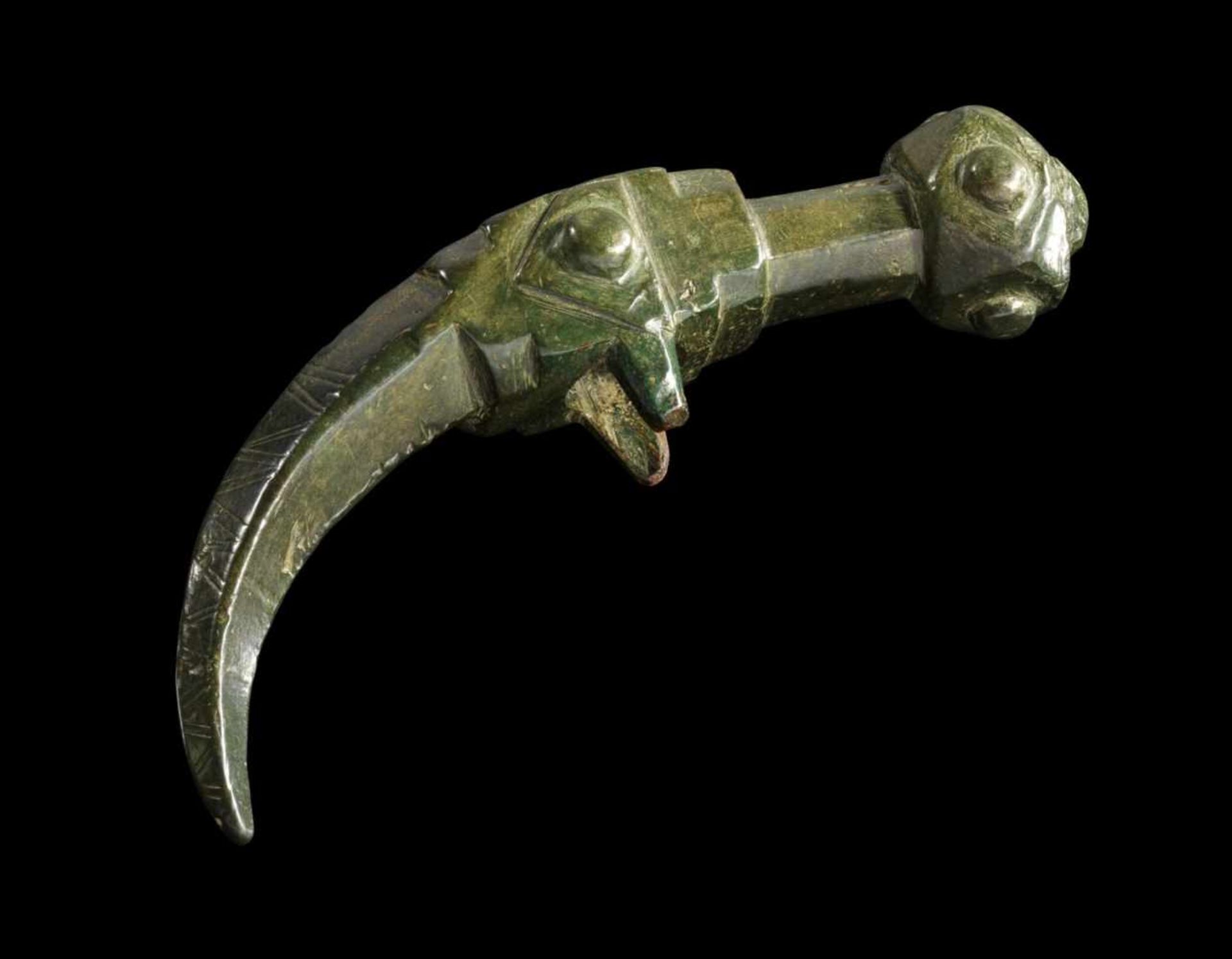 Kriegshammer-Kopf aus Bronze. Islamisch, osmanisch, 17. - 18. Jh. L ca. 11,5cm. Vollguss. Spitz