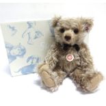 A STEIFF COLLECTOR'S TEDDY BEAR 'BRITISH COLLECTORS' TEDDY BEAR 2012' (EAN 664205), caramel
