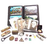 ASSORTED COLLECTABLES comprising a British service issue pocket compass by Dennison, dated 1917,