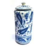 A 20TH CENTURY SPANISH 'DRUG JAR' underglaze blue decoration and inscribed 'RABO DE GAT' [