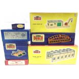 [OO GAUGE]. ASSORTED LINESIDE ACCESSORIES comprising a Hornby Dublo No.5020, Goods Depot, boxed;