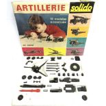 A SOLIDO ARTILLERIE B MILITARY MODEL CONSTRUCTOR SET drab olive green, generally good condition (