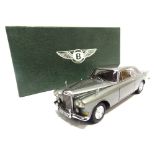 A NEO NO.044160, BENTLEY S111 CONTINENTAL MULLINER PARK WARD silver, mint or near mint, lacking