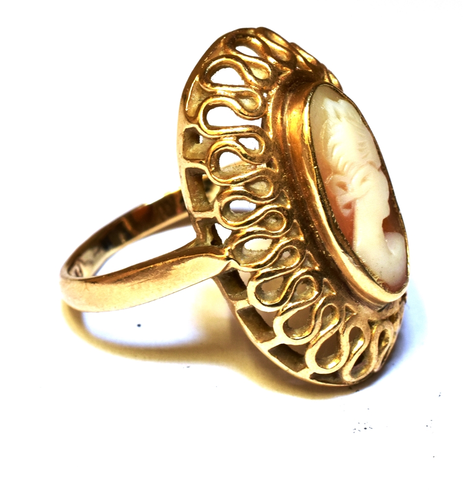 A HALLMARKED 9CT YELLOW GOLD CAMEO DRESS RING Small oval cameo to open work, oval head, ring size N, - Image 2 of 2