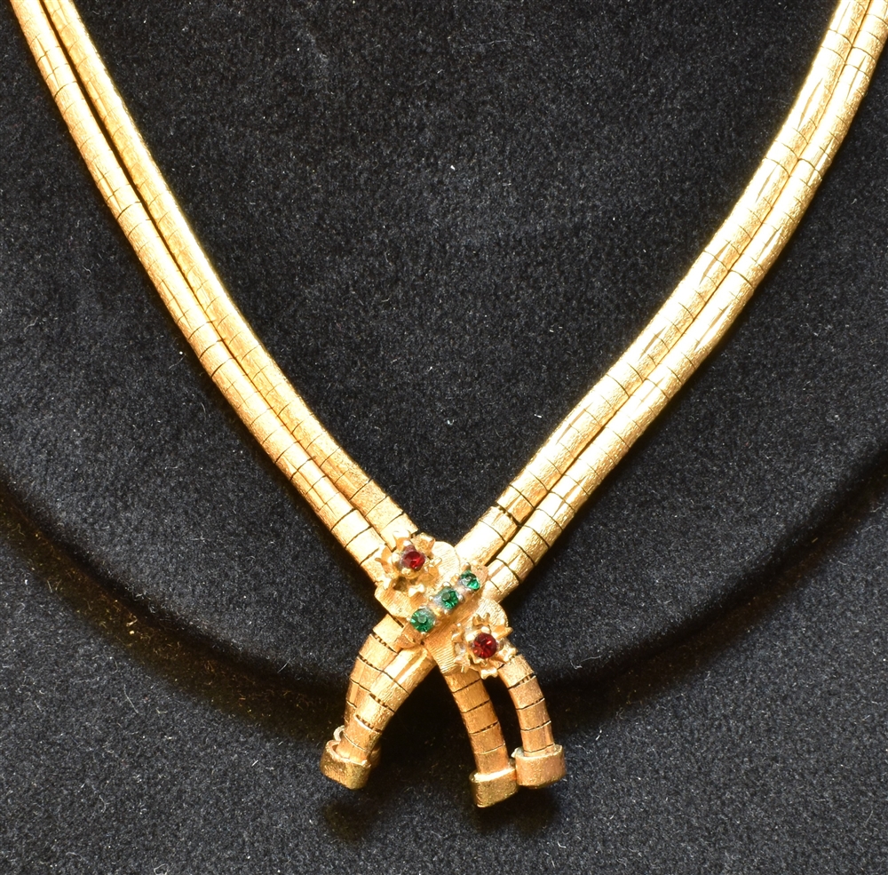 AN 18CT YELLOW GOLD NECKLACE With cross over double drop front set with small green and red - Image 2 of 2