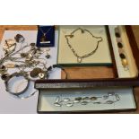 A GOOD QUANTITY OF SILVER JEWELLERY to include vintage stone set necklaces, bracelets, pendants,