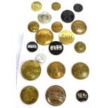 A COLLECTION OF TWENTY ASSORTED HUNT BUTTONS