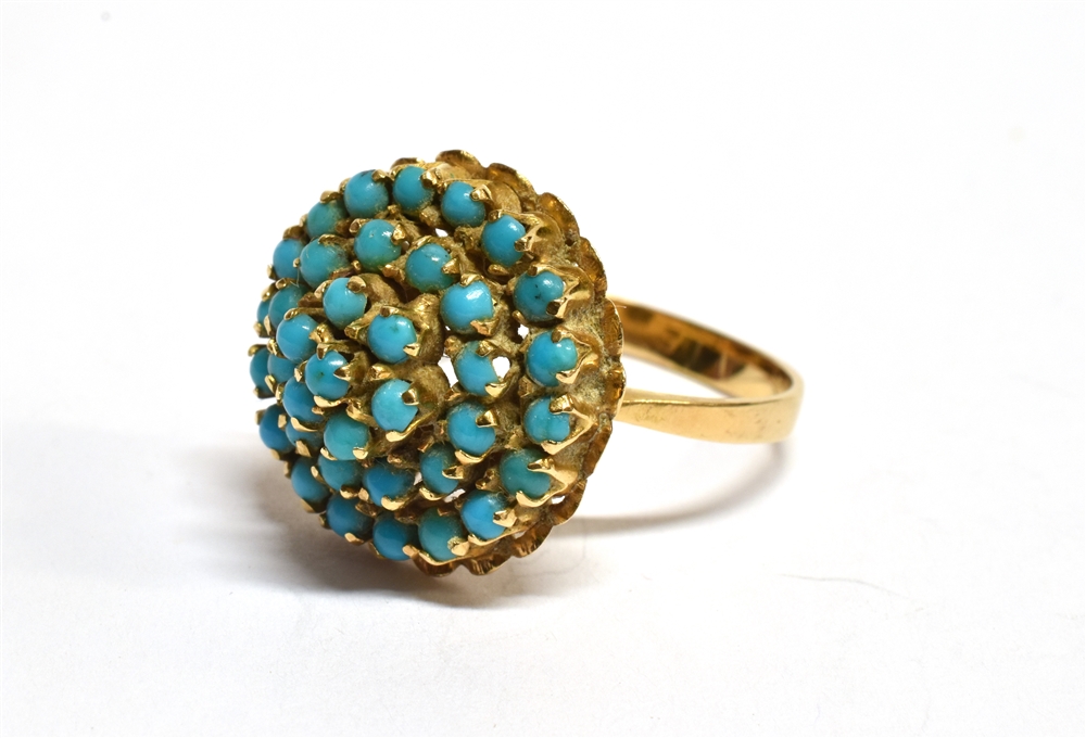 A TURQUOISE FOUR TIER ROUND CLUSTER YELLOW GOLD RING the cluster comprising small round cabochon cut - Image 3 of 3