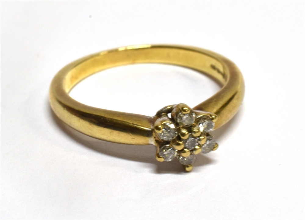 A DIAMOND FLOWERHEAD CLUSTER 9 CARAT GOLD RING cluster comprising seven round brilliant cut - Image 7 of 7