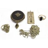 FIVE ITEMS OF SILVER JEWELLERY comprising a marcasite and black onyx oval pendant brooch, a