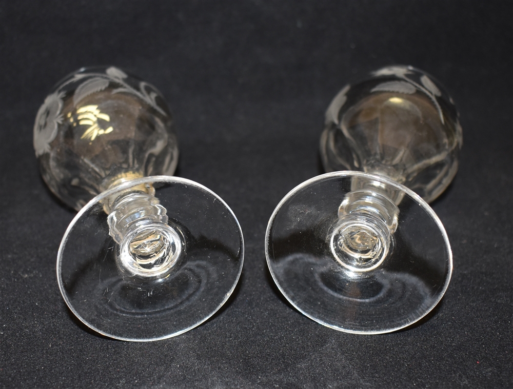 A PAIR OF JACOBITE STYLE GLASSES each engraved with six-petalled rose, closed and open rose buds, an - Image 2 of 3