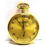 A GOLD PLATED ROAMER WATCH CO OPEN FACE POCKET WATCH round champagne dial, subsidiary seconds