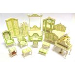 A COLLECTION OF 1/12 SCALE HAND-PAINTED DOLL'S HOUSE FURNITURE (13 pieces).