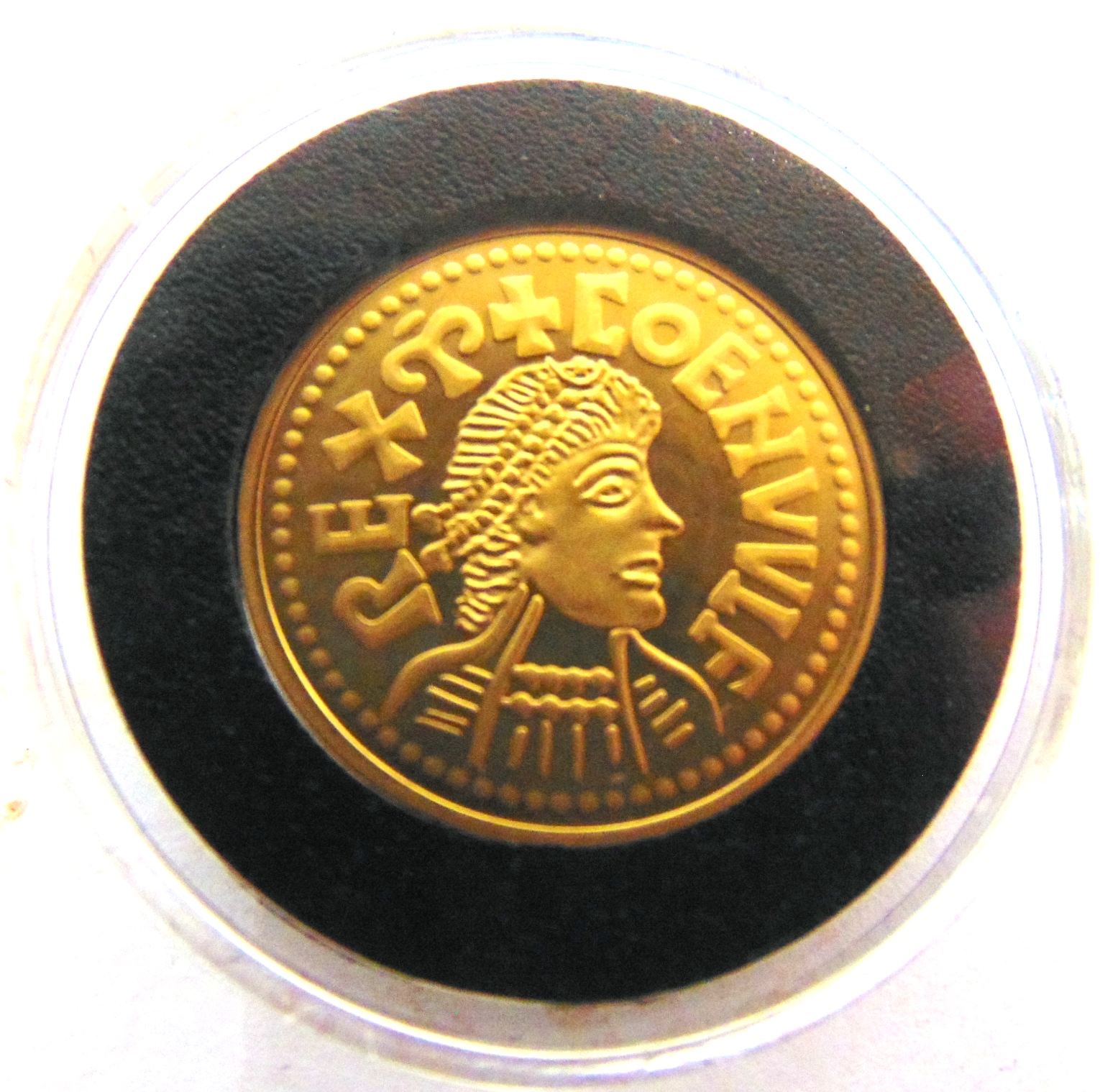 MISCELLANEOUS - A LONDON MINT OFFICE MILLIONAIRES GOLD EDITION COLLECTION REPLICA COENWULF PENNY (