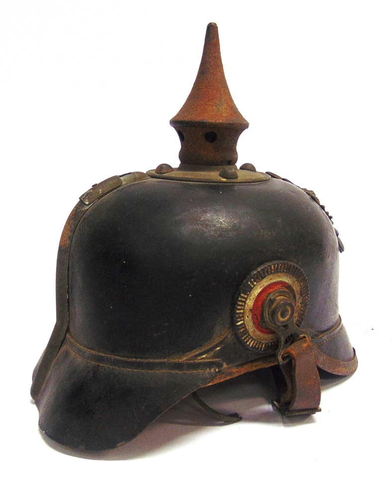 A GREAT WAR IMPERIAL GERMAN OTHER RANKS PICKELHAUBE the black leather shell with a grey metal - Image 3 of 6