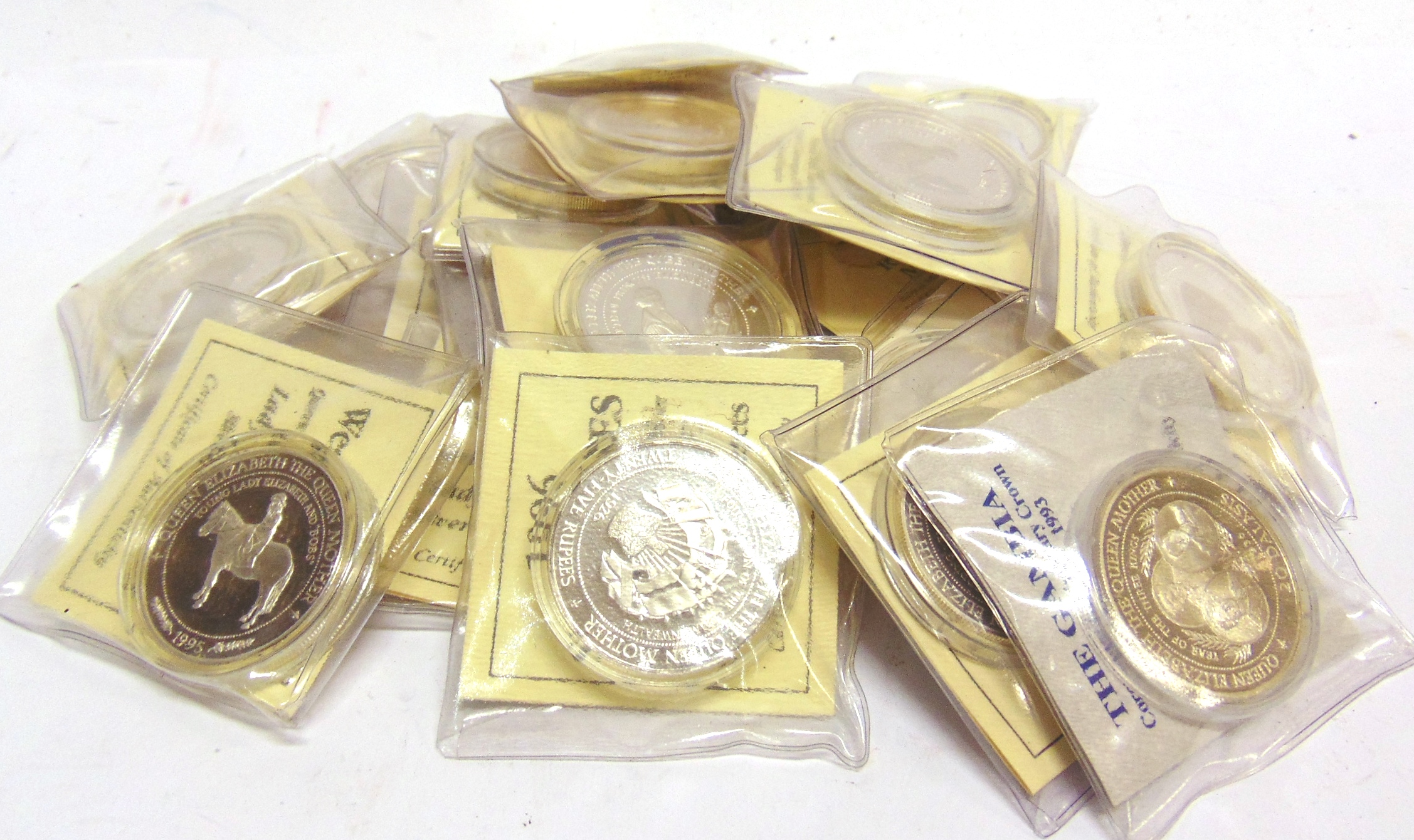 ASSORTED - TWENTY COMMONWEALTH & OTHER SILVER COINS