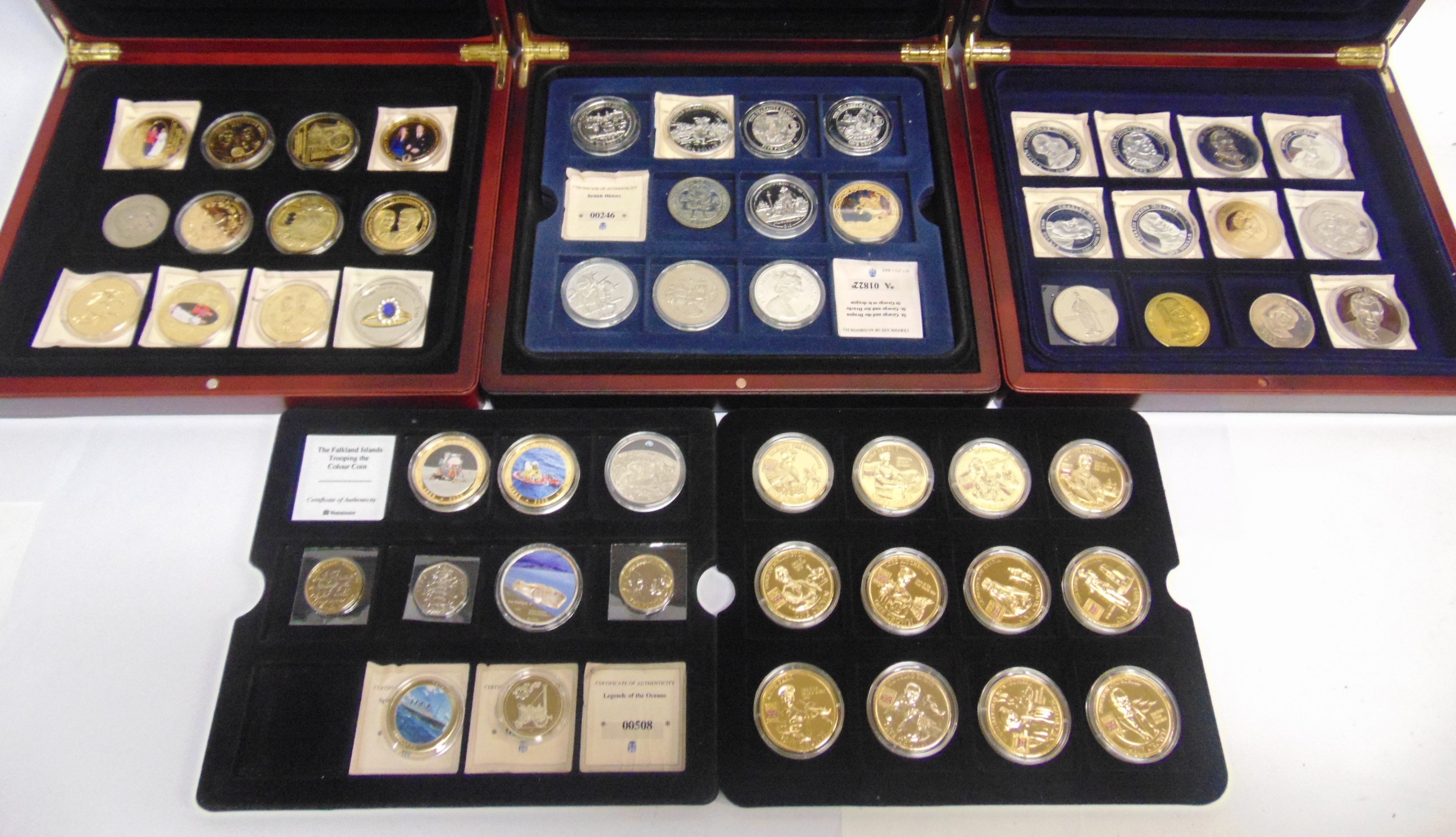 ASSORTED COLLECTOR'S COINS including those of Great British Heroes (12); Winston Churchill (5);