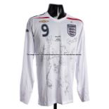 Team signed Kieron Dyer white England No.9 jersey from the international friendly v Spain, Old