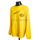 Gordon Banks signed 1966 England World Cup Winner commemorative yellow top, long sleeved, lettered