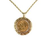 Gold half sovereign pendant necklace.