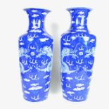 A pair of Chinese blue and white porcelain vases, 19th century.