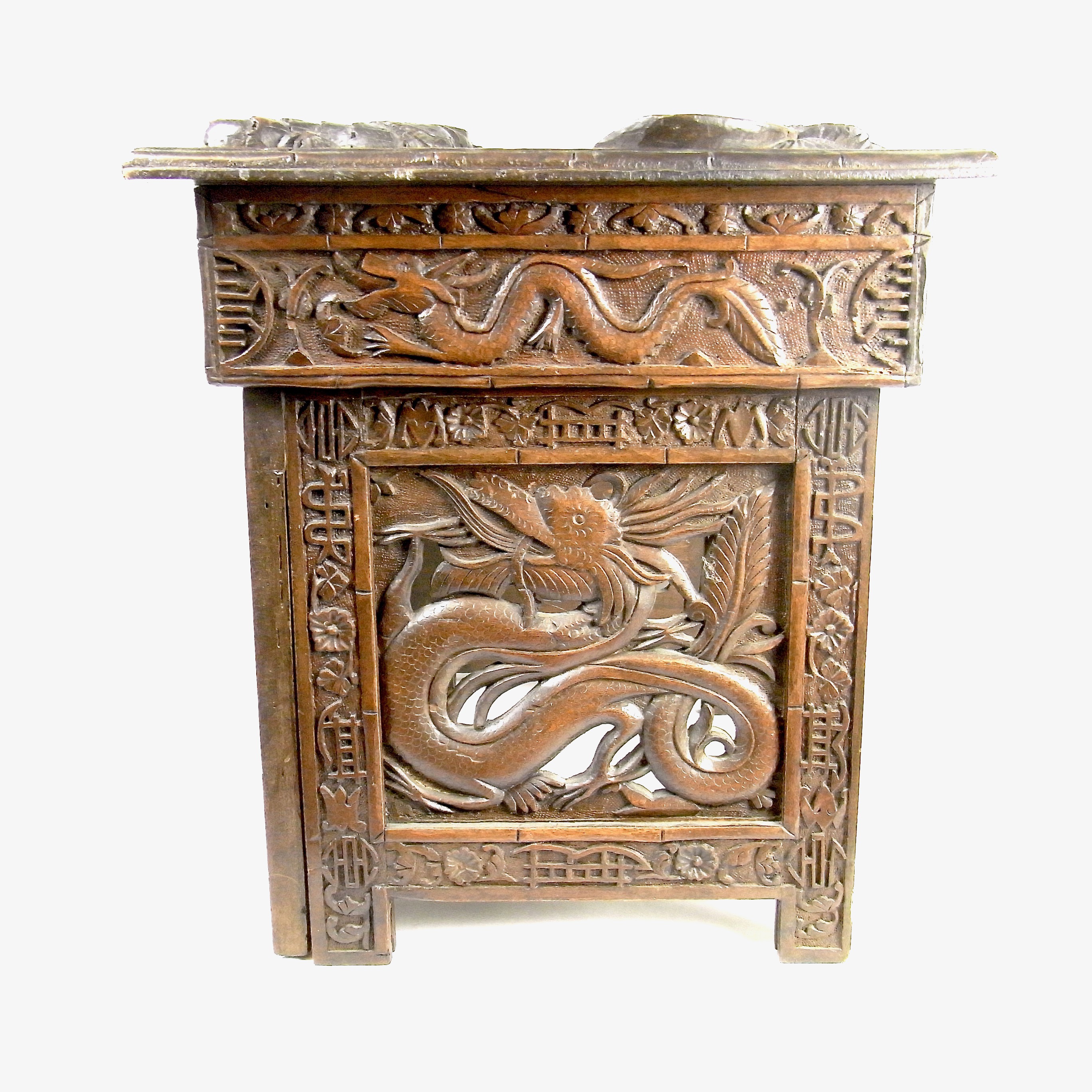 A Chinese carved wood prayer table, late 19th/early 20th century. - Image 4 of 6