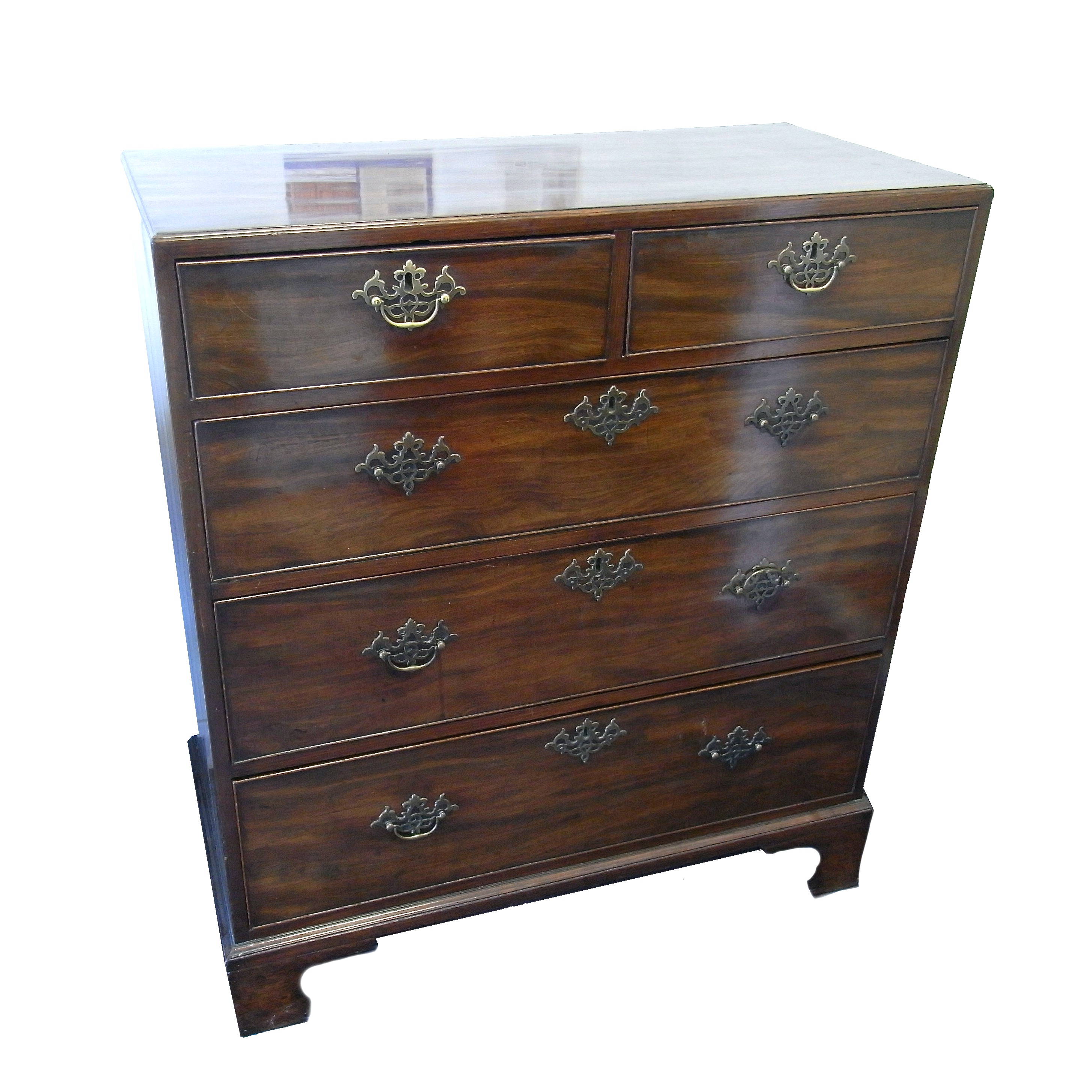 A Victorian chest of drawers. - Image 2 of 2