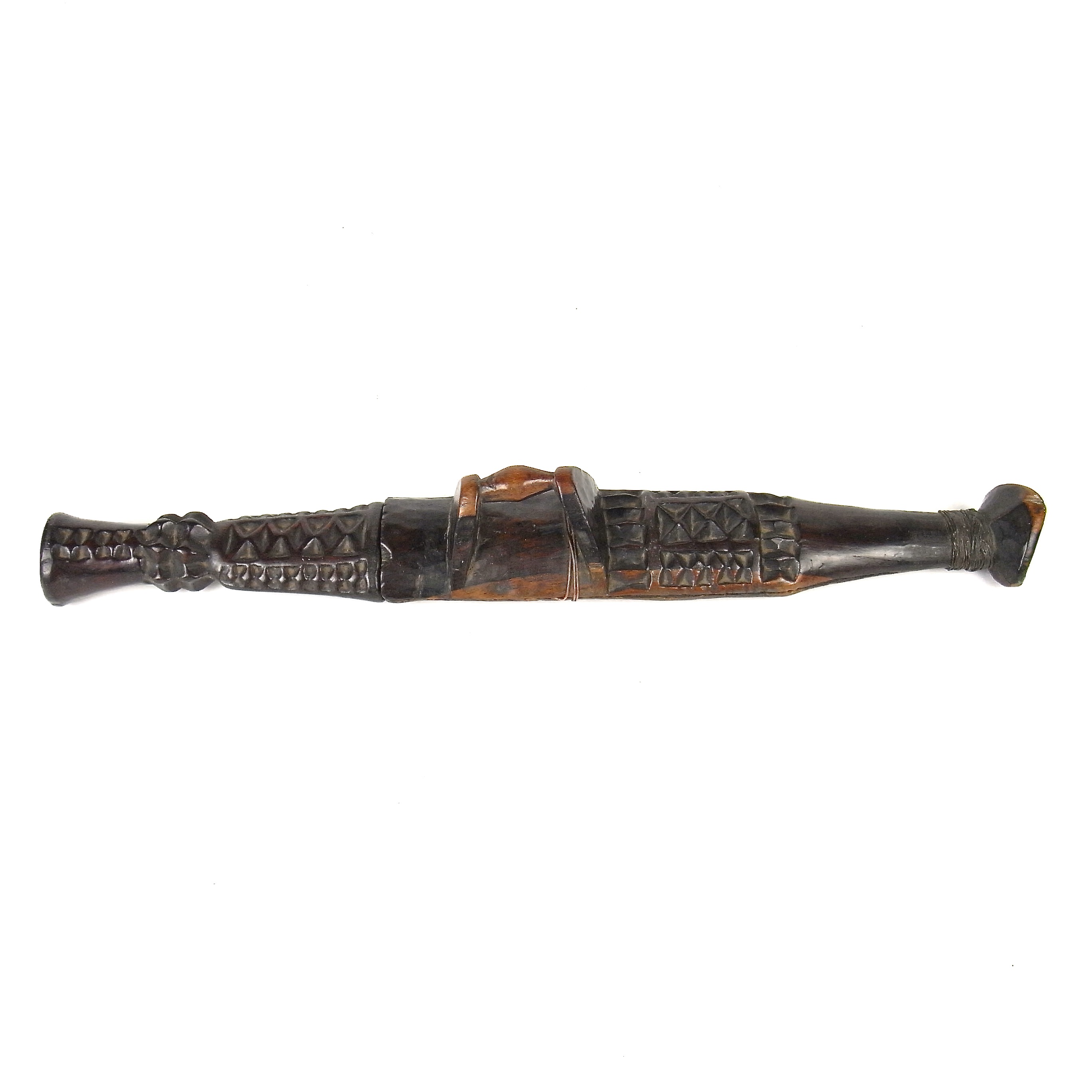 Tribal Art: An African Shona tribe dagger with sheath, Zimbabwe, 19th century - Image 2 of 2