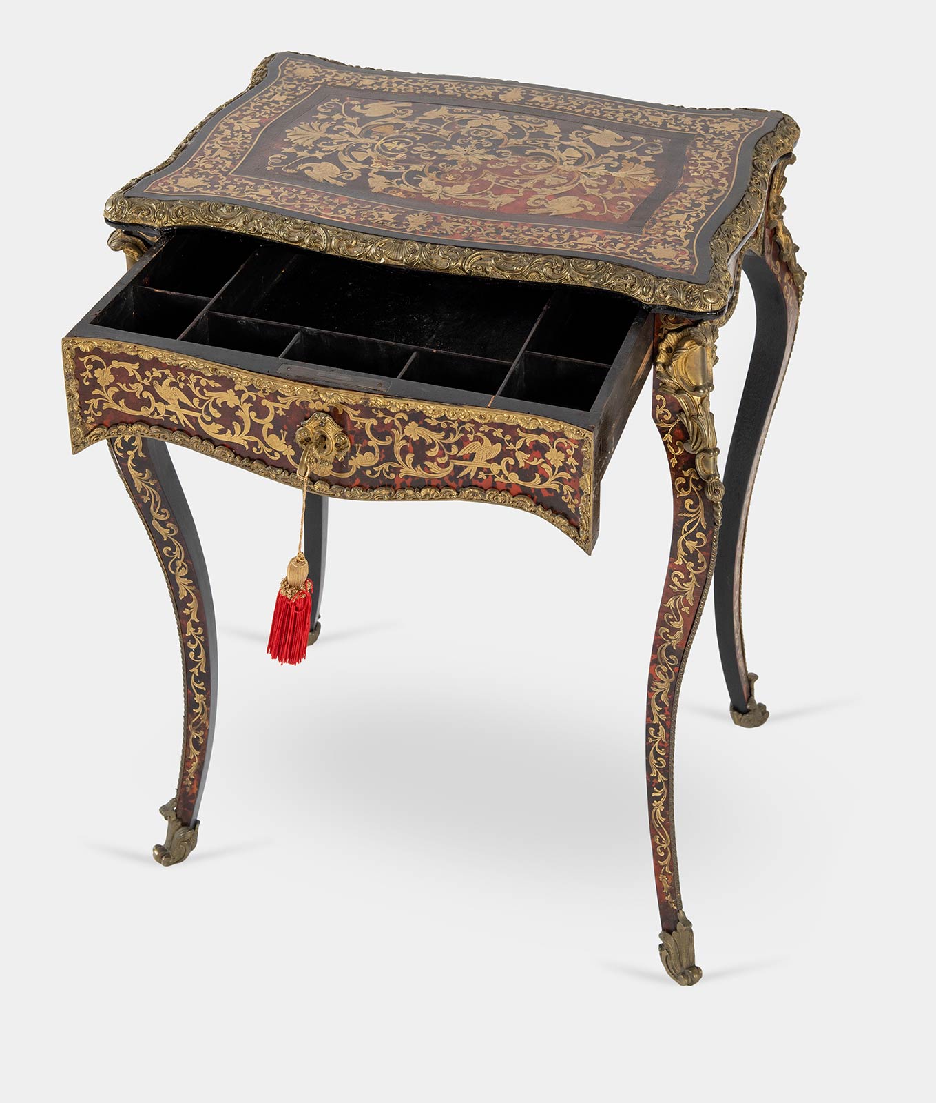 Tavolino in stile Boulle, fine del XIX - inizio del XX sec.