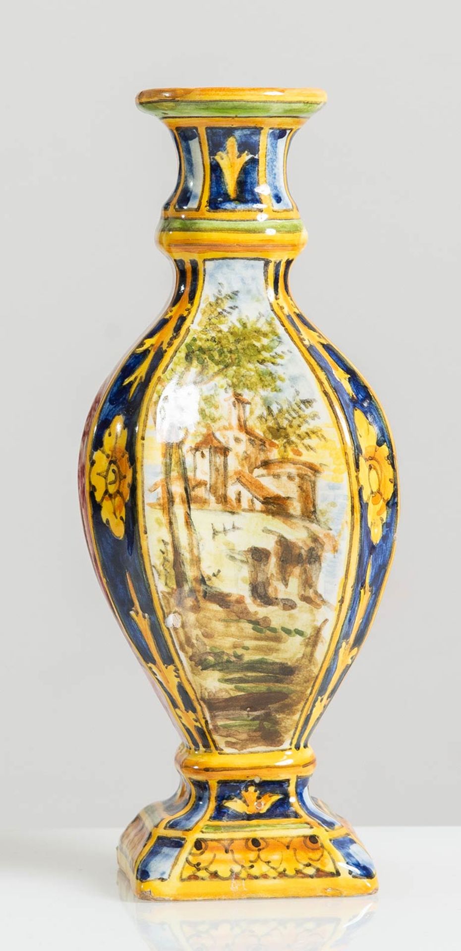 Manifattura Minghetti - Bologna, Piccolo vaso in ceramica policroma, Anni ‘20.