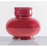Gio Ponti per Richard Ginori, Piccolo vaso in maiolica in rosso celadon, Anni ‘30.