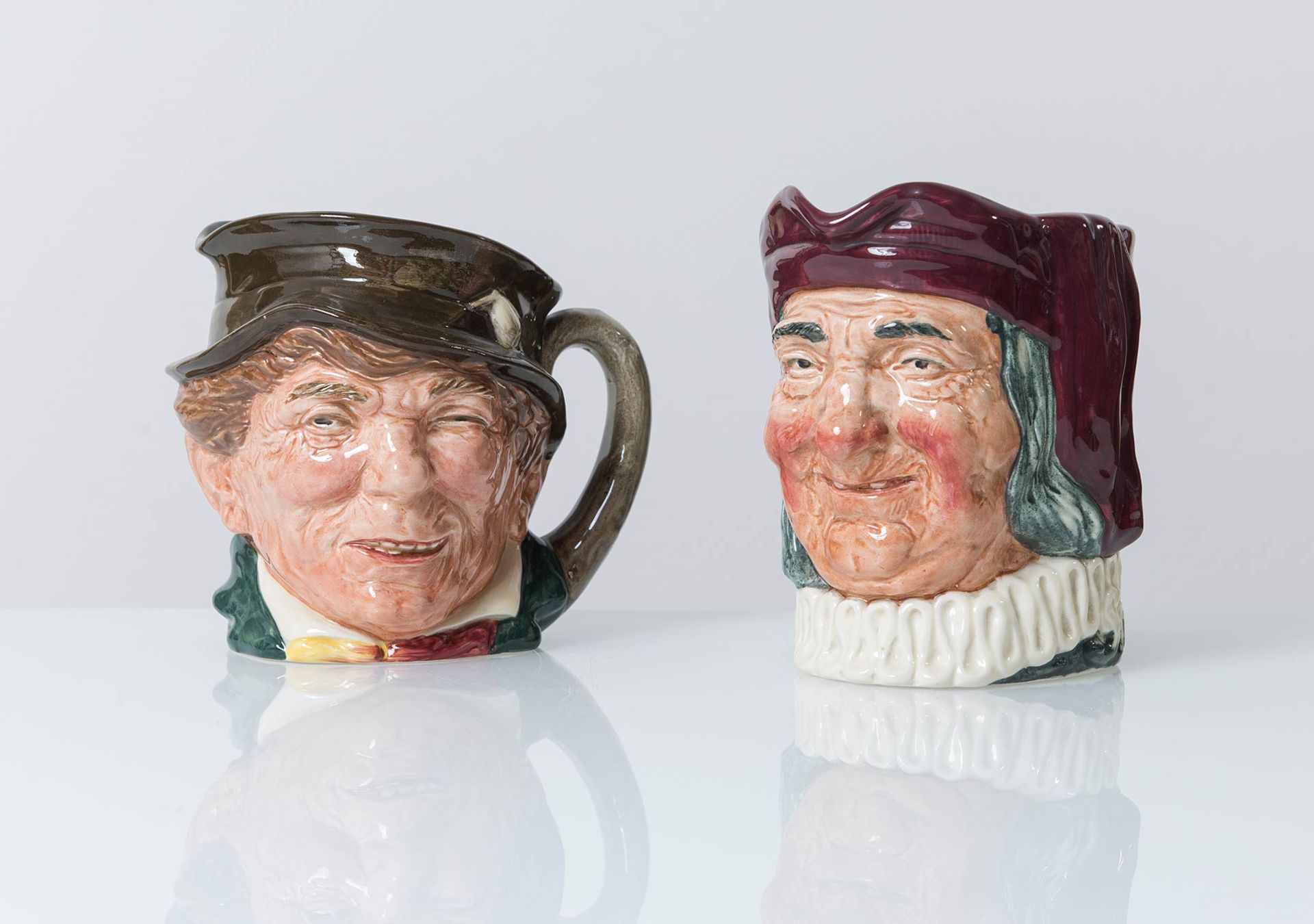 Royal Doulton, Due “Character Mug”, Inghilterra, XX secolo.