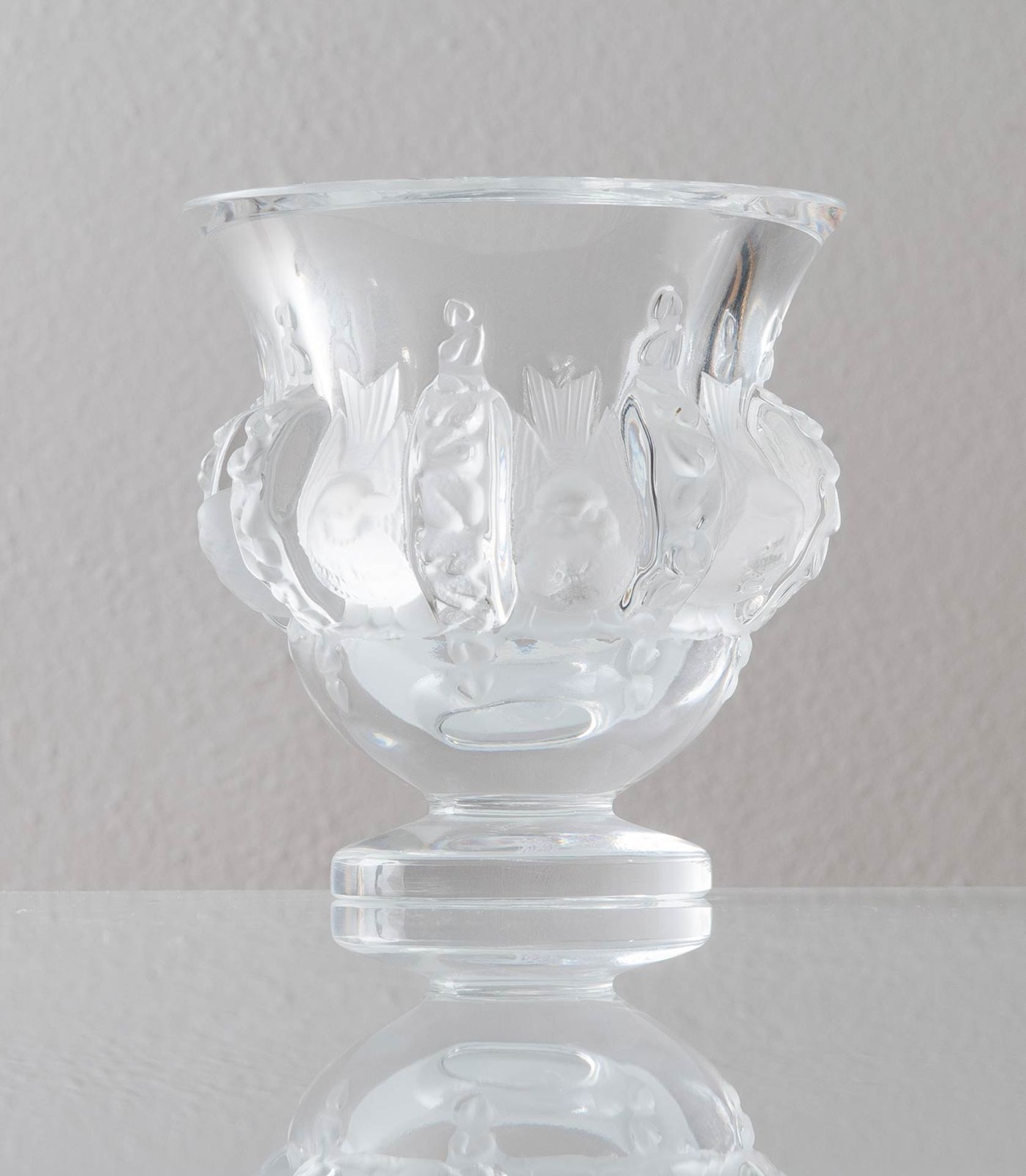 René Lalique – Francia, Vaso modello “Dampierre”, XX secolo. - Image 2 of 3