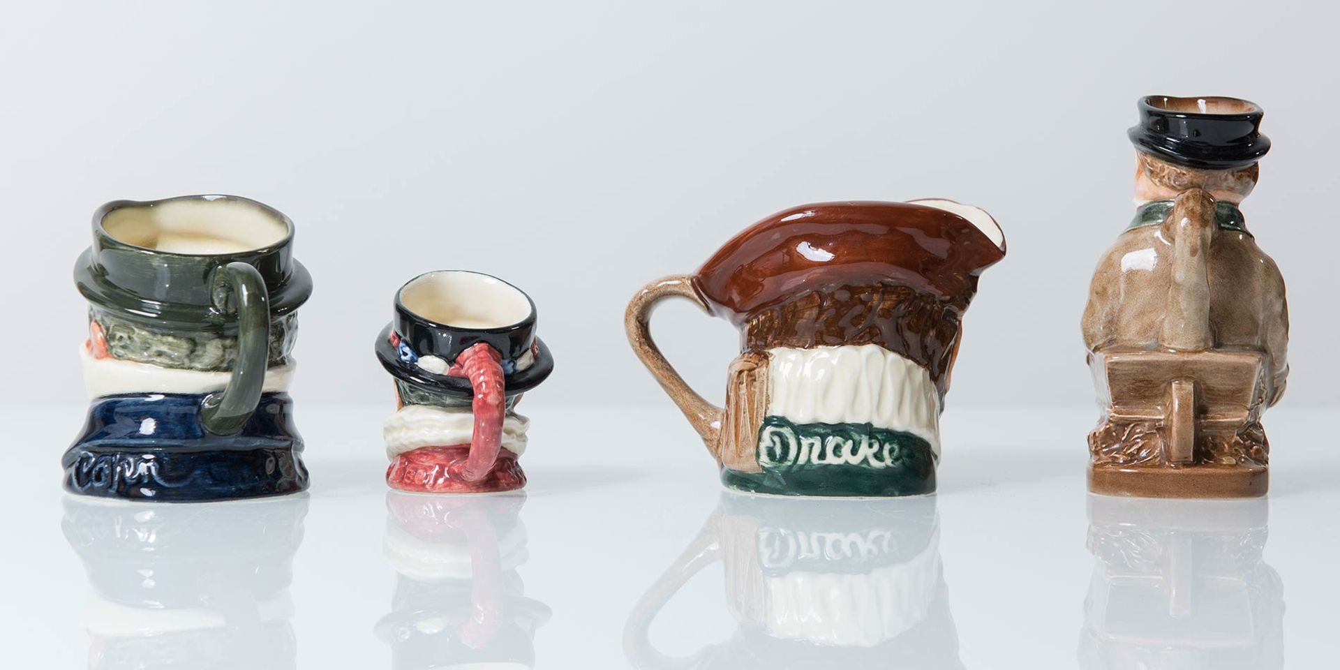 Royal Doulton, Quattro piccole “Character Mug”, Inghilterra, XX secolo. - Bild 2 aus 3