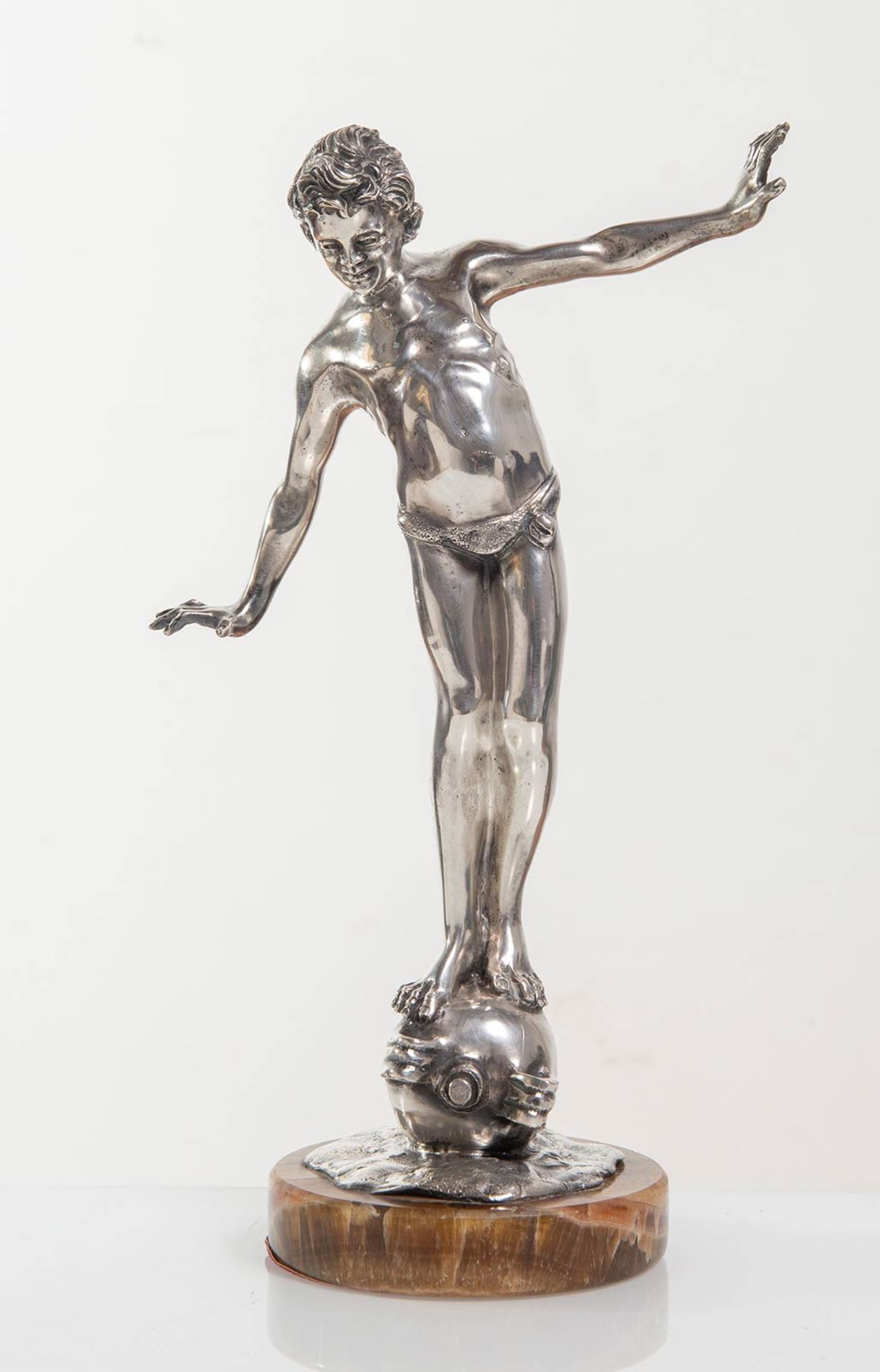 Scultura in argento raffigurante “Acquaiolo”, XX sec.