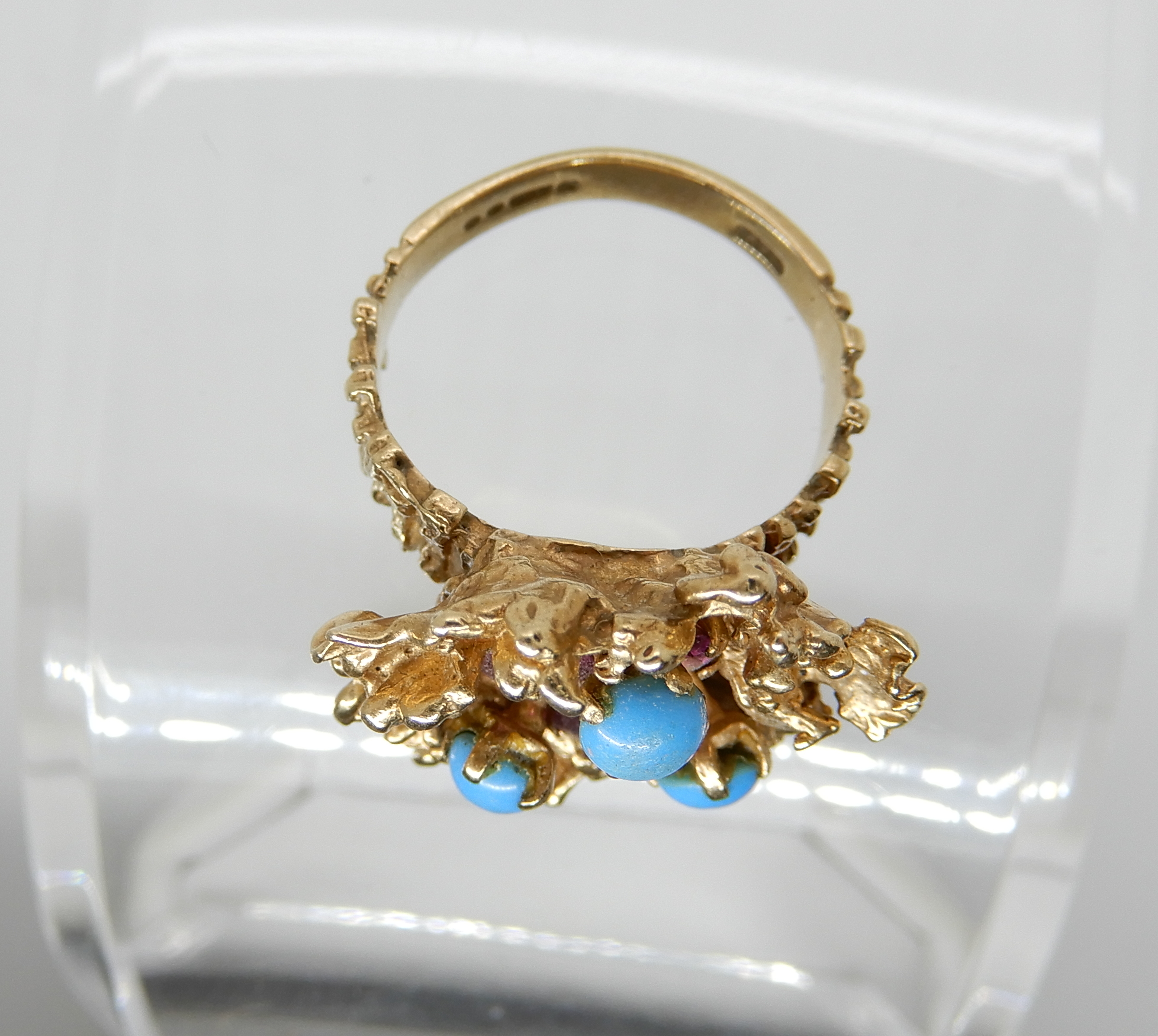 A 9ct gold retro ring set with turquoise and pink gems size O, weight 8.5gms Condition Report: - Image 2 of 3