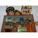 A collection of various lapel badges, costume jewellery, patches, surgical kit etc Condition Report: