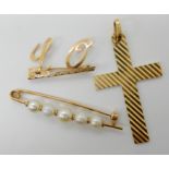 An Italian made 18ct gold cross and an 18ct pearl brooch, combined weight 11.1gms and a yellow metal