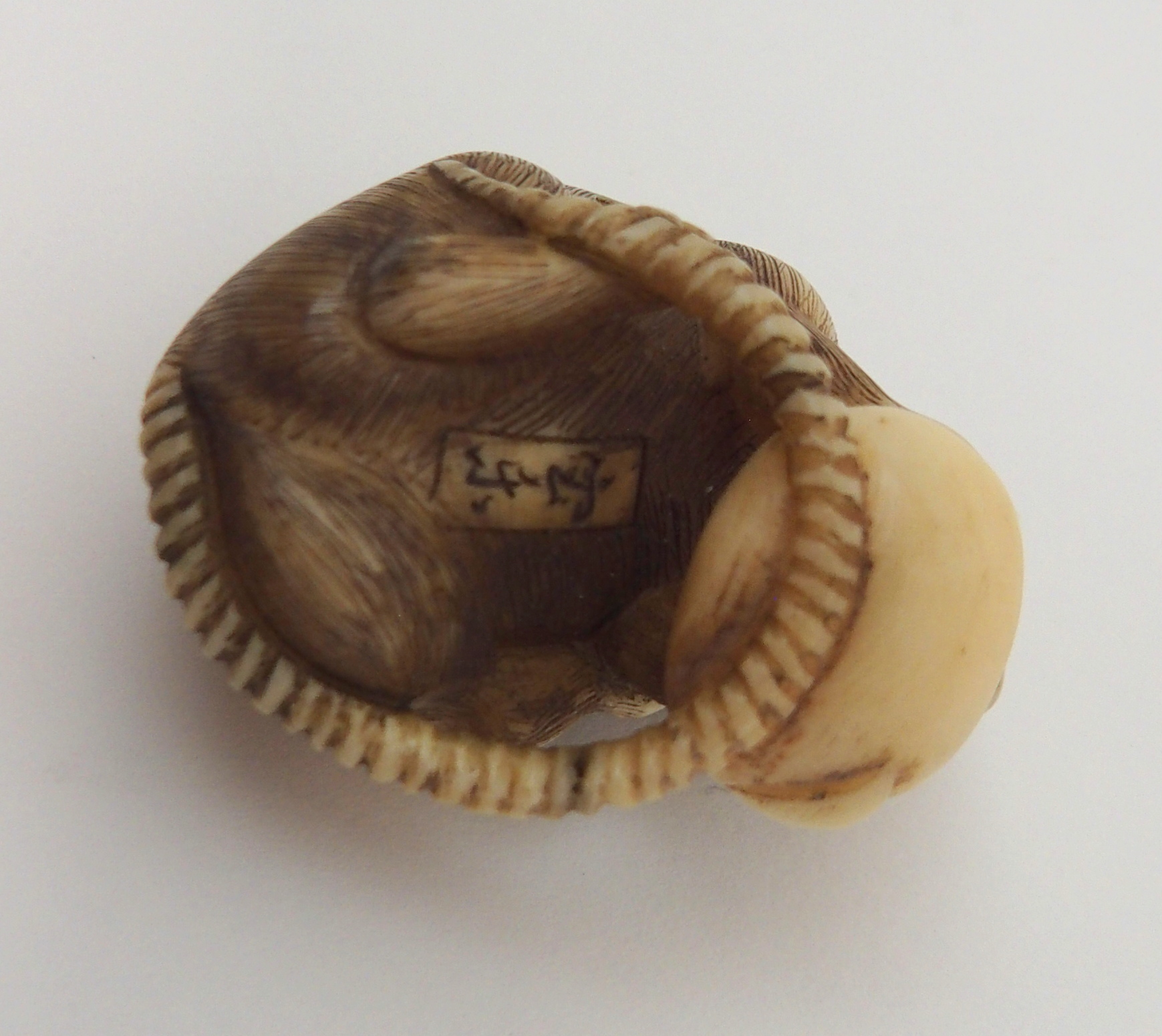 THREE JAPANESE IVORINE NETSUKE one as a rat holding a nut, signed, 3cm high, another chewing tail, - Image 7 of 7