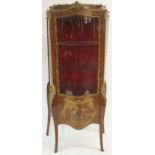 A VERNIS MARTIN STYLE VITRINE DISPLAY CABINET with gilt metal mounts, the convex glass door and