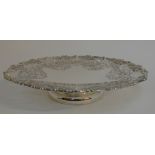 A SILVER FRUIT DISH by Stower & Wragg Limited, Sheffield 1994, of circular form with fruit and