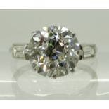 A SUBSTANTIAL OLD CUT DIAMOND RING dimensions 8.89mm x 9.01mm x 6.32mm diamond estimated approx 3.