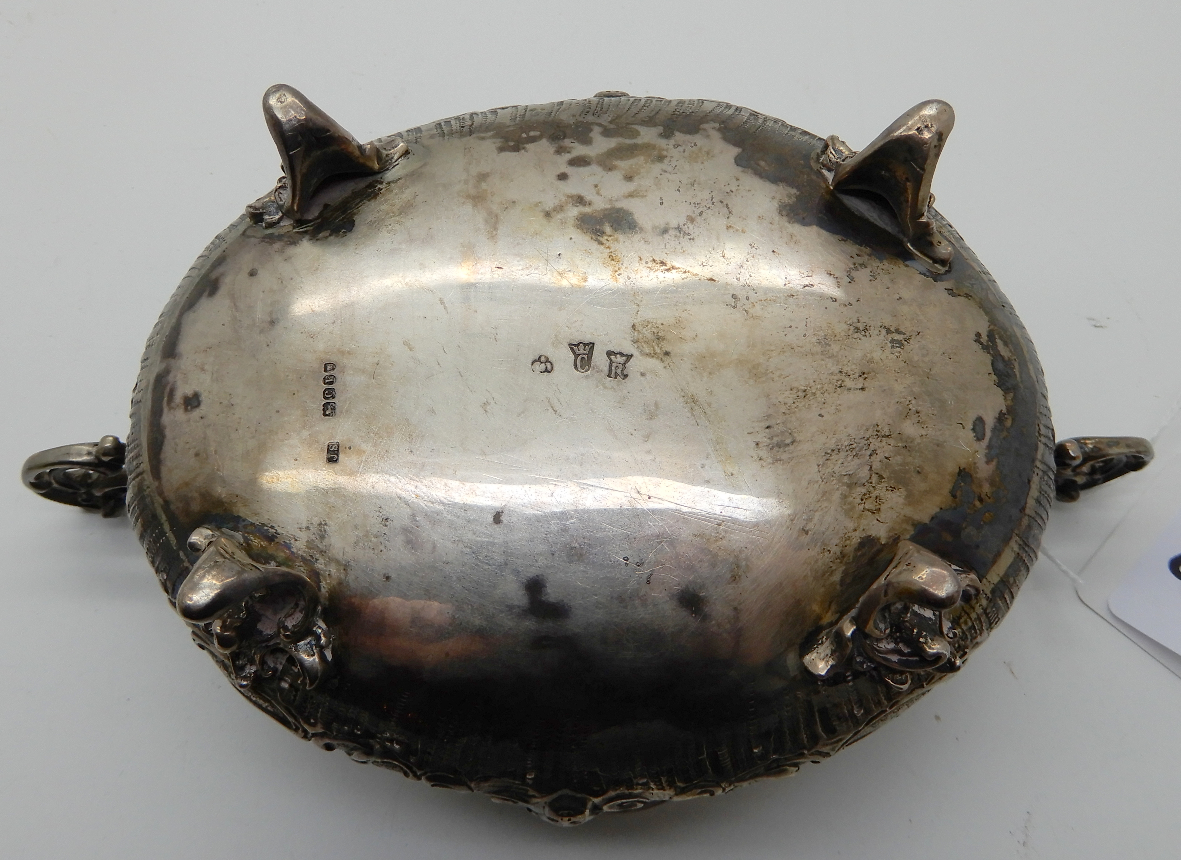 A lot comprising a silver vase (weighted) and a silver bowl, bearing import marks, 275gms (2) - Image 3 of 6